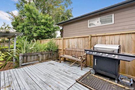 Photo of property in 361 Bucklands Beach Road, Bucklands Beach, Auckland, 2012