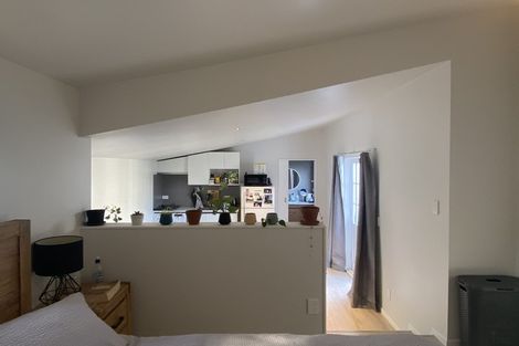 Photo of property in 14 Wynyard Road, Mount Eden, Auckland, 1024