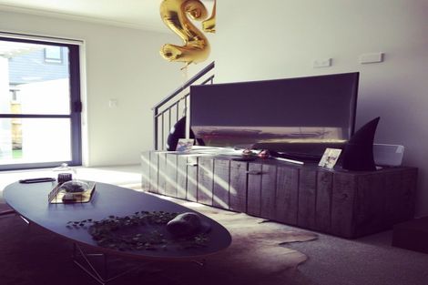 Photo of property in 25 Pencaitland Drive, Flat Bush, Auckland, 2019