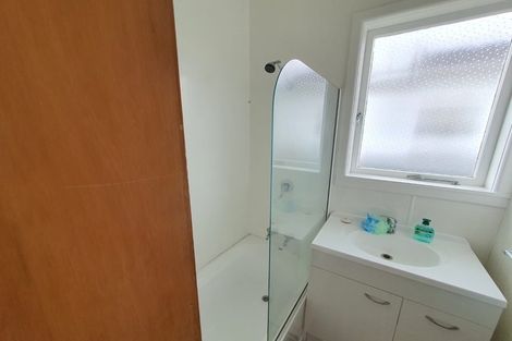 Photo of property in 16 Bangor Street, Point Chevalier, Auckland, 1022