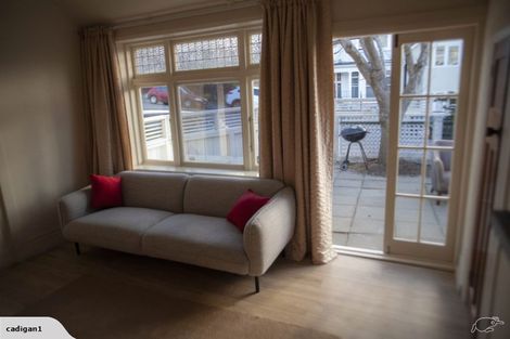 Photo of property in 77 Nairn Street, Mount Cook, Wellington, 6011