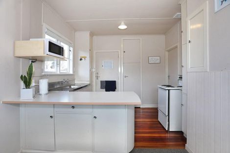 Photo of property in 11 Totara Street, Marton, 4710