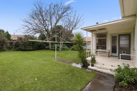 Photo of property in 4 Nathan Place, West End, Palmerston North, 4412