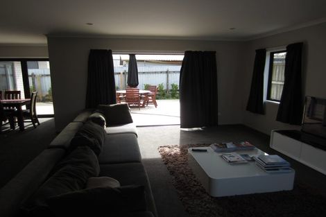 Photo of property in 18a Valley Road, Pukekohe, 2120