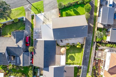 Photo of property in 2/4 Beach Road, Orewa, 0931