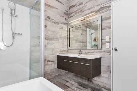 Photo of property in 24a Terrace Avenue, Mount Maunganui, 3116