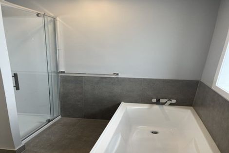 Photo of property in 1/6 Keys Street, Belmont, Auckland, 0622