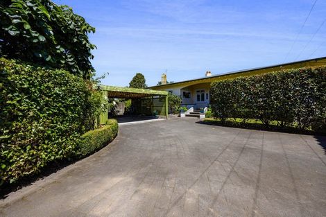 Photo of property in 187 South Road, Hawera, 4610