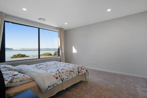 Photo of property in 66 Seacrest Drive, West Harbour, Auckland, 0618