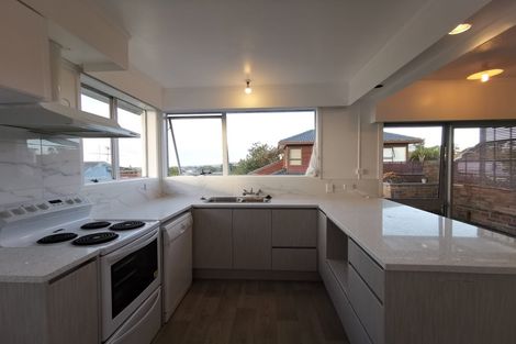 Photo of property in 1/11 Park Avenue, Northcote, Auckland, 0626