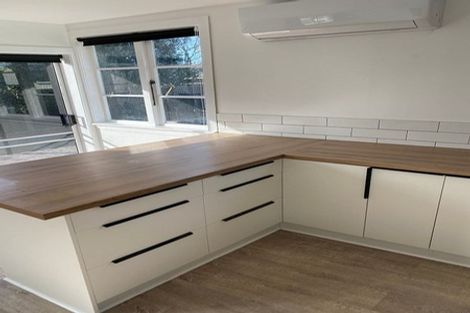 Photo of property in 20 Oakland Street, Northcote, Christchurch, 8052