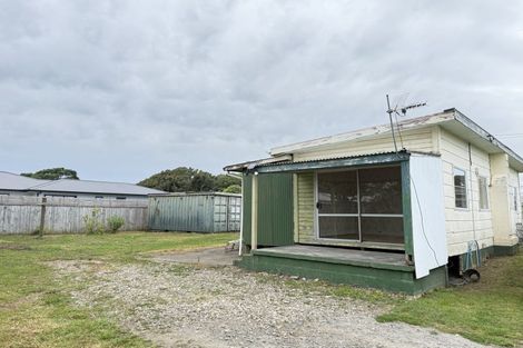 Photo of property in 110a Browne Street, Waitara, 4320