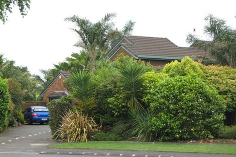 Photo of property in 17 Foxbridge Lane, Conifer Grove, Takanini, 2112