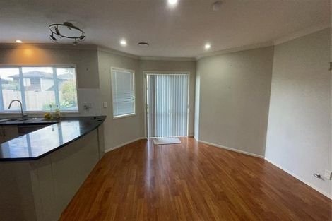 Photo of property in 18 Corrofin Drive, East Tamaki, Auckland, 2013
