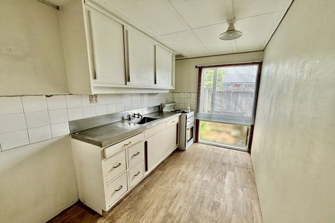 Photo of property in 2/12 Mcfaddens Road, St Albans, Christchurch, 8052