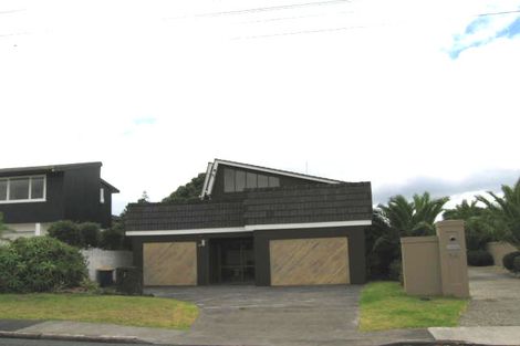 Photo of property in 1 Holiday Road, Milford, Auckland, 0620