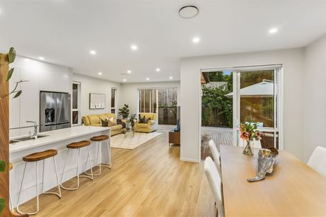 Photo of property in 19a Flavia Close, Torbay, Auckland, 0630