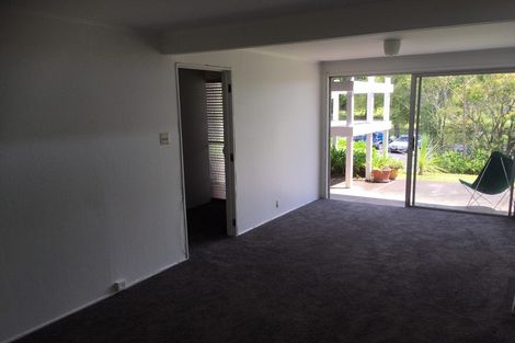 Photo of property in 4 Gerwyn Place, Pakuranga Heights, Auckland, 2010