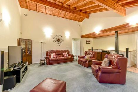 Photo of property in 7 Mistral Place, West Harbour, Auckland, 0618