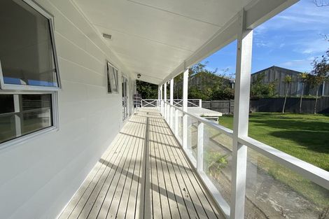 Photo of property in 16 Kakapo Place, Papatoetoe, Auckland, 2025