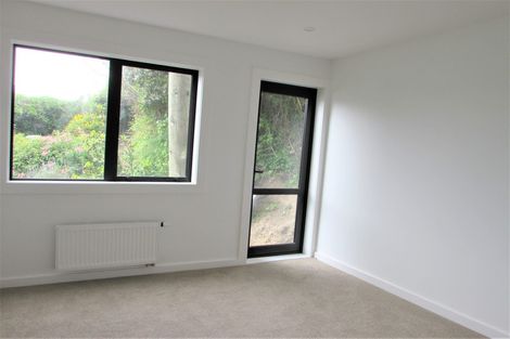 Photo of property in 84 Maupuia Road, Maupuia, Wellington, 6022