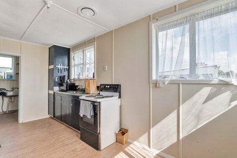 Photo of property in 67 Tauhuri Street, Manaia, 4612