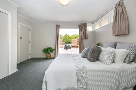 Photo of property in 129 Main Rd Clive, Clive, 4102