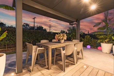 Photo of property in 25 Cambridge Terrace, Masterton, 5810