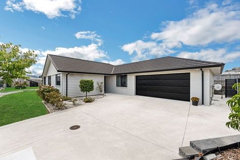 Photo of property in 1 James Elliot Way, Pokeno, 2402