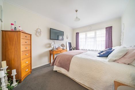 Photo of property in 8b Exchange Street, Ebdentown, Upper Hutt, 5018