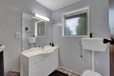 Photo of property in 39 Oberon Street, Stratford, 4332