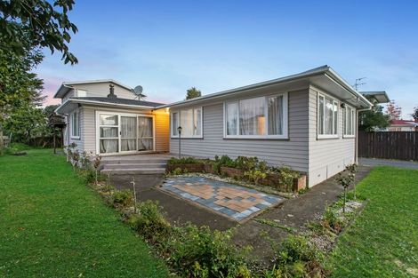 Photo of property in 11 Mail Avenue, Weymouth, Auckland, 2103