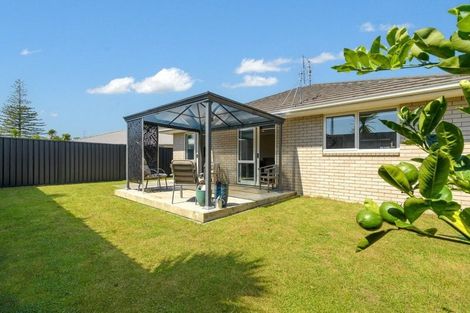 Photo of property in 84 Sentinel Avenue, Omokoroa, 3114