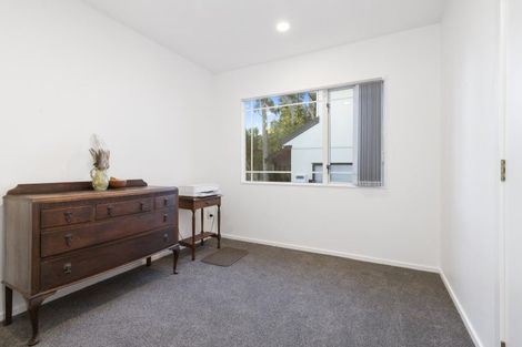 Photo of property in 6c Reynolds Road, Pukekohe, 2120