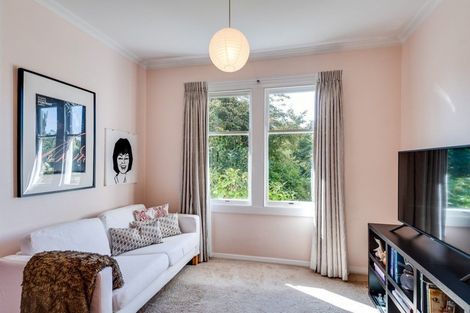 Photo of property in 99 Tollemache Road East, Longlands, Hastings, 4122