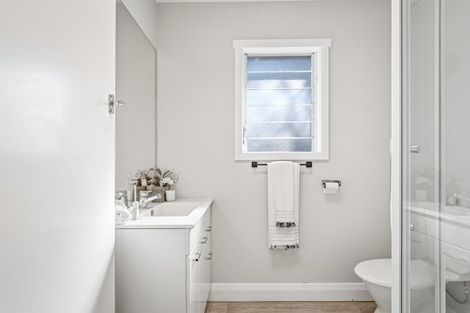 Photo of property in 102 Williams Street, Cambridge, 3434