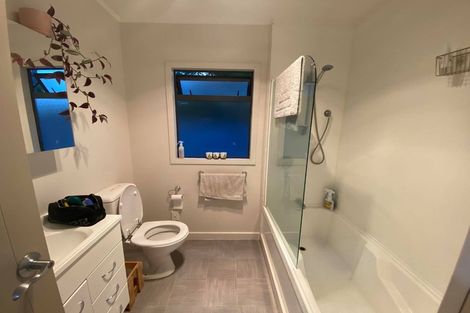 Photo of property in 94a Clarence Cox Crescent, Pirimai, Napier, 4112