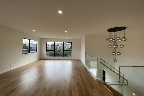 Photo of property in 7 Wallis Lane, Orewa, 0931