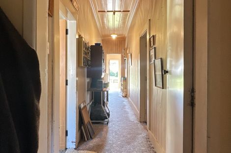 Photo of property in 3 Waitipapa Road, Hunterville, 4730