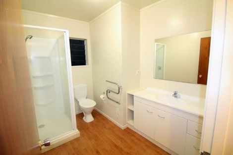 Photo of property in 2/16 Rangitoto Terrace, Milford, Auckland, 0620