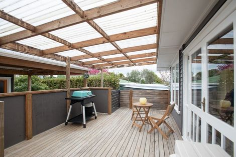 Photo of property in 3b Stirling Grove, Greerton, Tauranga, 3112