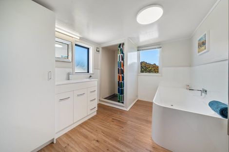 Photo of property in 38 Atkinson Road, Hurworth, New Plymouth, 4371