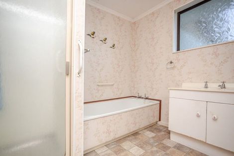 Photo of property in 9 Mcphee Street, Dannevirke, 4930