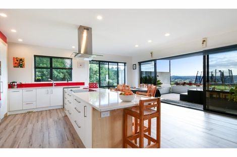 Photo of property in 911 Old North Road, Waimauku, 0882