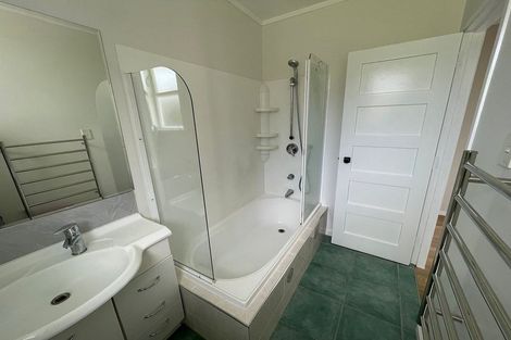 Photo of property in 58 Tahapa Crescent, Meadowbank, Auckland, 1072