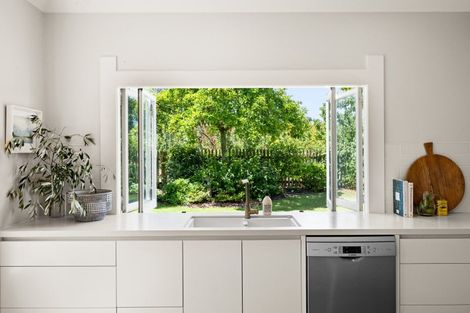 Photo of property in 29 Gordon Road, Te Awanga, 4102