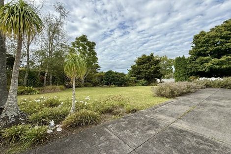 Photo of property in 42 Roland Road, Greenhithe, Auckland, 0632