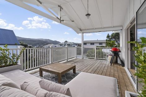 Photo of property in 246 Onemana Drive, Onemana, Whangamata, 3691