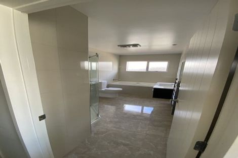 Photo of property in 12 Muirlea Drive, Flat Bush, Auckland, 2016