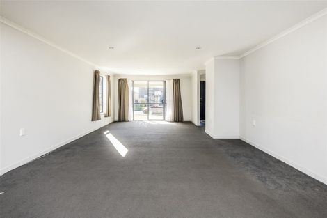 Photo of property in 5 Kuparu Street, Weymouth, Auckland, 2103